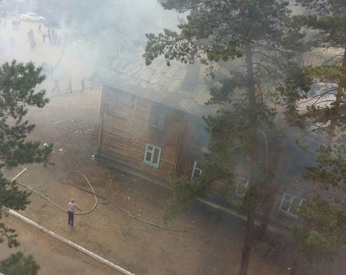 В военном городке Улан-Удэ сгорел двухэтажный дом